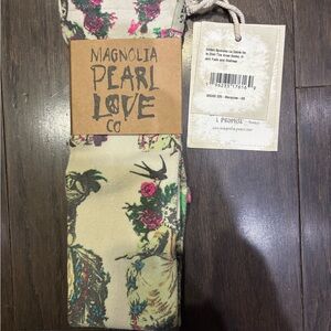 Magnolia Pearl Cream and Green Tall socks, Pristine cond, wtags, Nvr worn